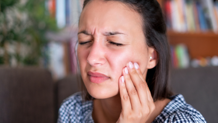 Comment soulager un mal de dent ? Guide complet